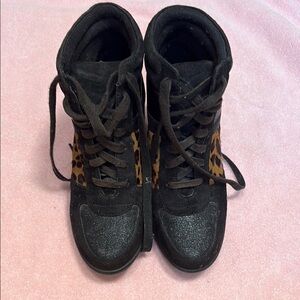 Clarks Black and Leopard Women's Sneakers